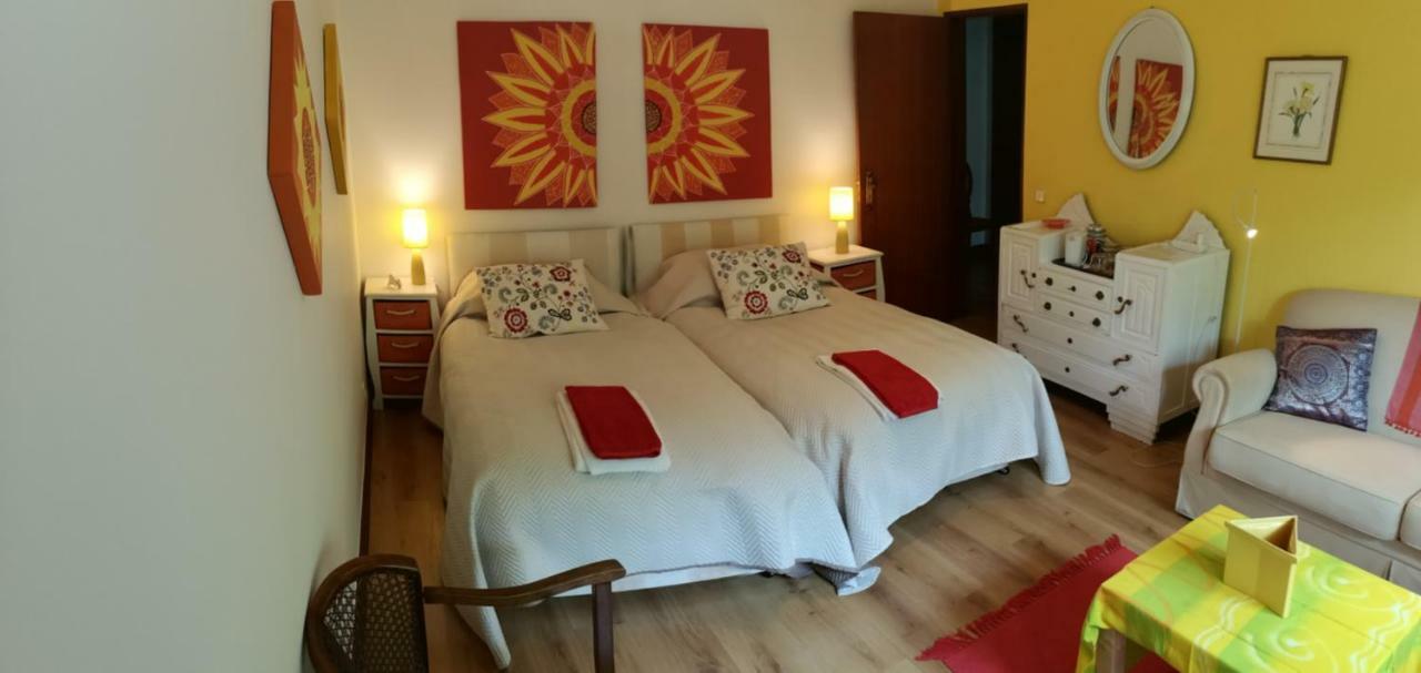 Casa Branca Guest House Фош-ду-Арелью Экстерьер фото